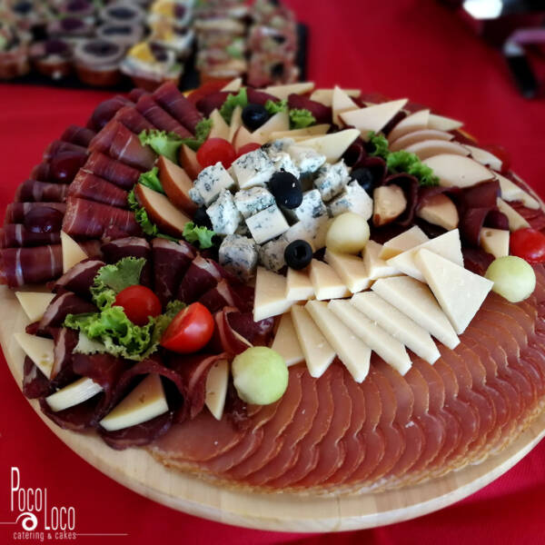 Meze - suhomesnato i sirevi